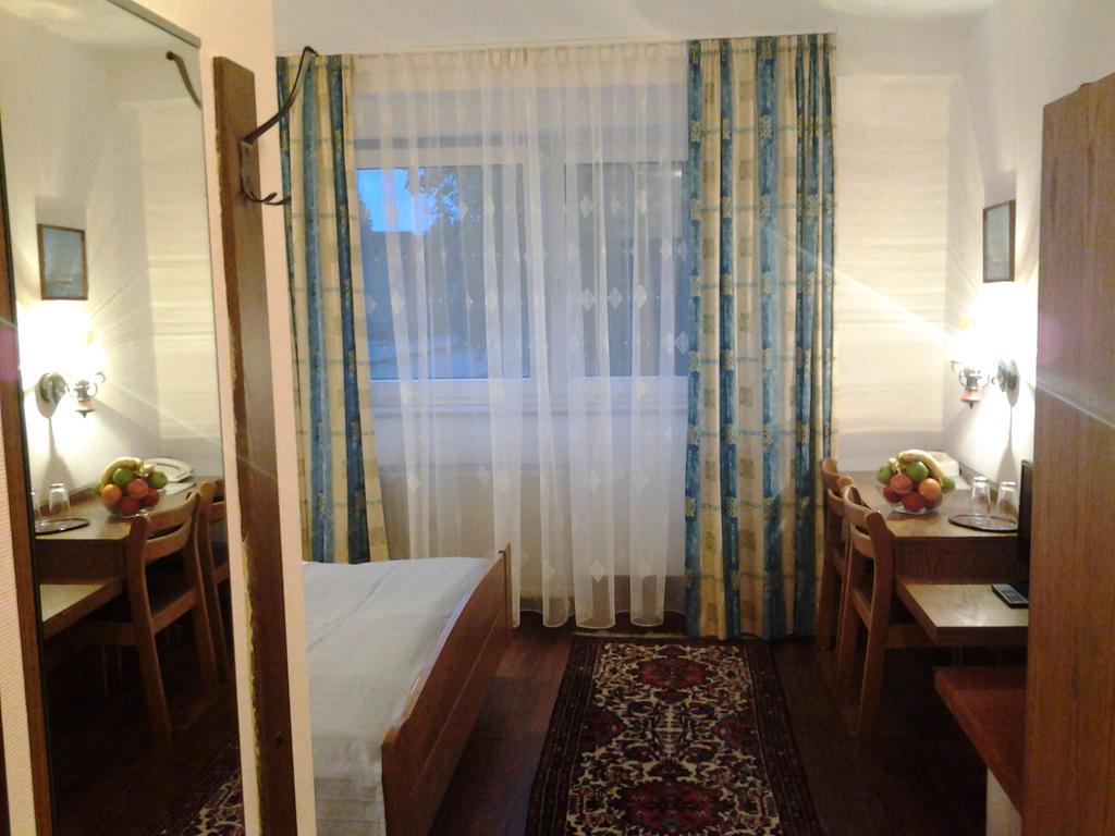 S&L Hotel Neuss Zewnętrze zdjęcie