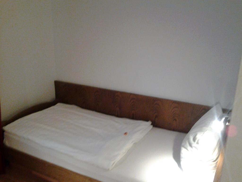 S&L Hotel Neuss Zewnętrze zdjęcie