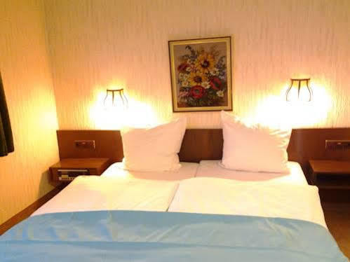 S&L Hotel Neuss Zewnętrze zdjęcie