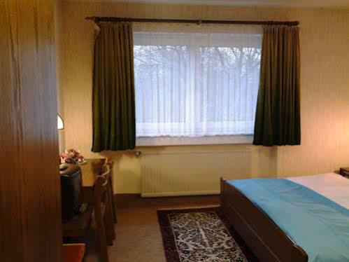 S&L Hotel Neuss Zewnętrze zdjęcie