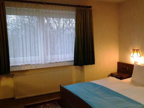 S&L Hotel Neuss Zewnętrze zdjęcie